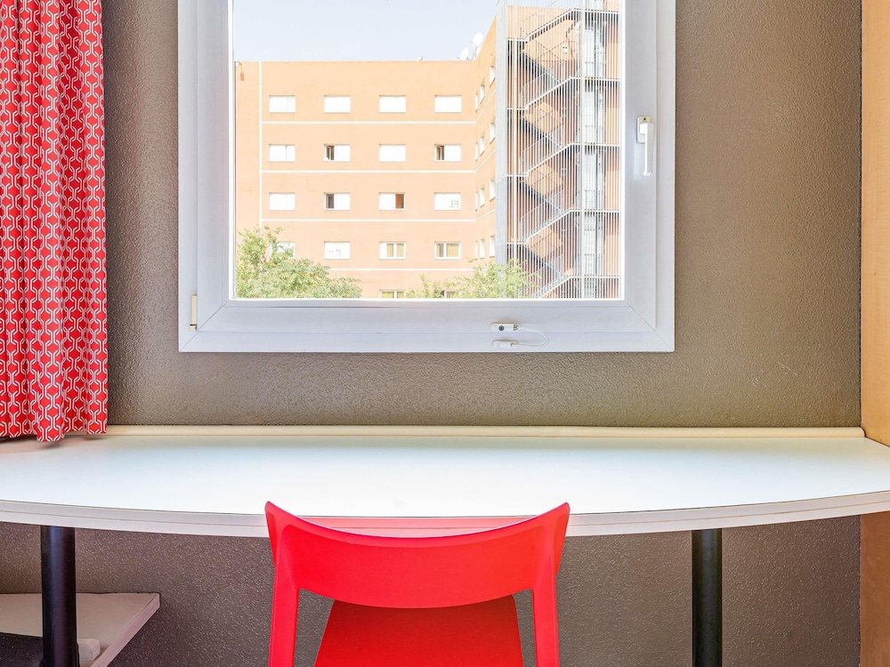 Habitación estándar, 1 cama doble del hotel Ibis Madrid Fuenlabrada. Foto 2