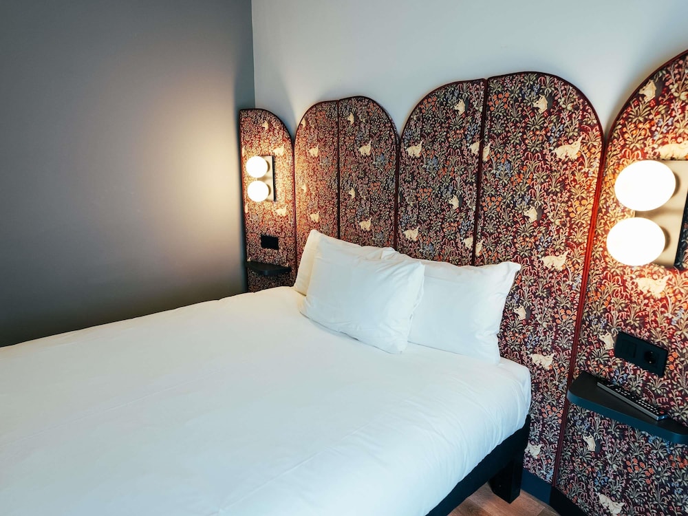 Habitacion Standard con 1 cama doble del hotel Ibis Styles Madrid Centro Maravillas. Foto 11