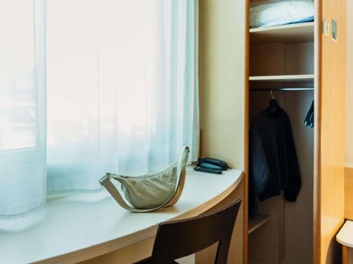 Habitación Doble Estándar - No fumadores del hotel Ibis Barcelona Molins De Rei. Foto 3