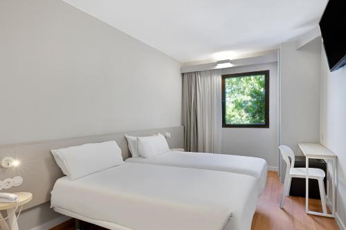 Habitación Doble - 2 camas dobles del hotel B&B Zaragoza Centro