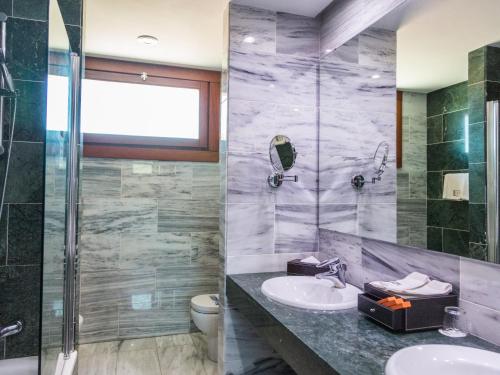 Habitación Doble Estándar - 2 camas del hotel La Casona Del Patio. Foto 3