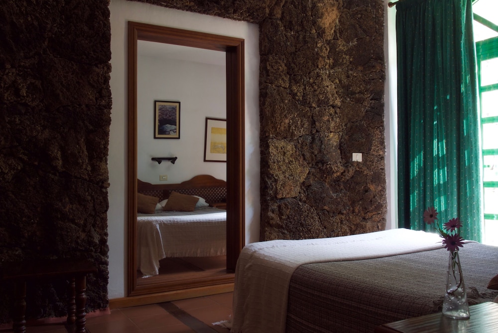 Habitación doble 2 Camas individuales del hotel Ida Inés. Foto 1
