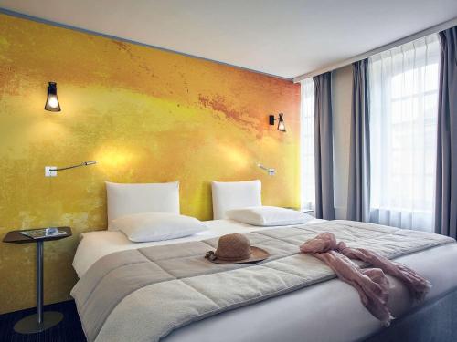 Privilege Room with 1 Double Bed, Balcony/shared terrace del hotel Mercure Rouen Centre Cathedrale. Foto 2