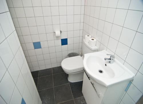 Habitación Individual del hotel Charlies. Foto 5