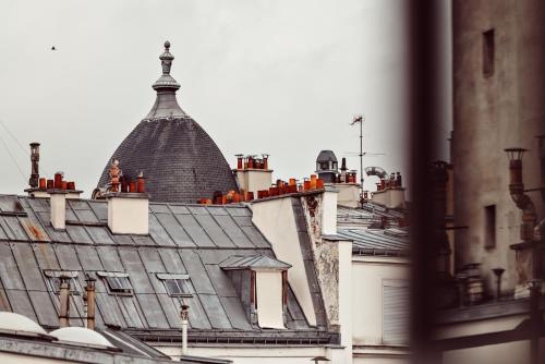 Habitación Doble del hotel Des Académies Et Des Arts. Foto 2