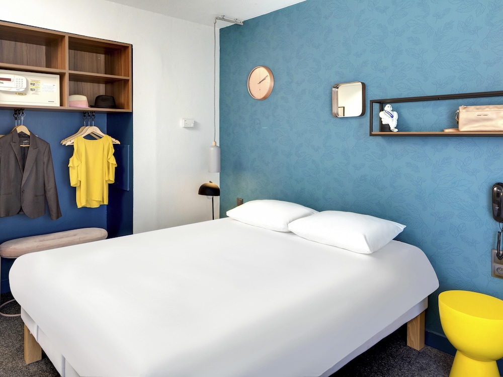 Habitación Estándar con cama doble del hotel Ibis Styles Clermont-ferrand Gare. Foto 4