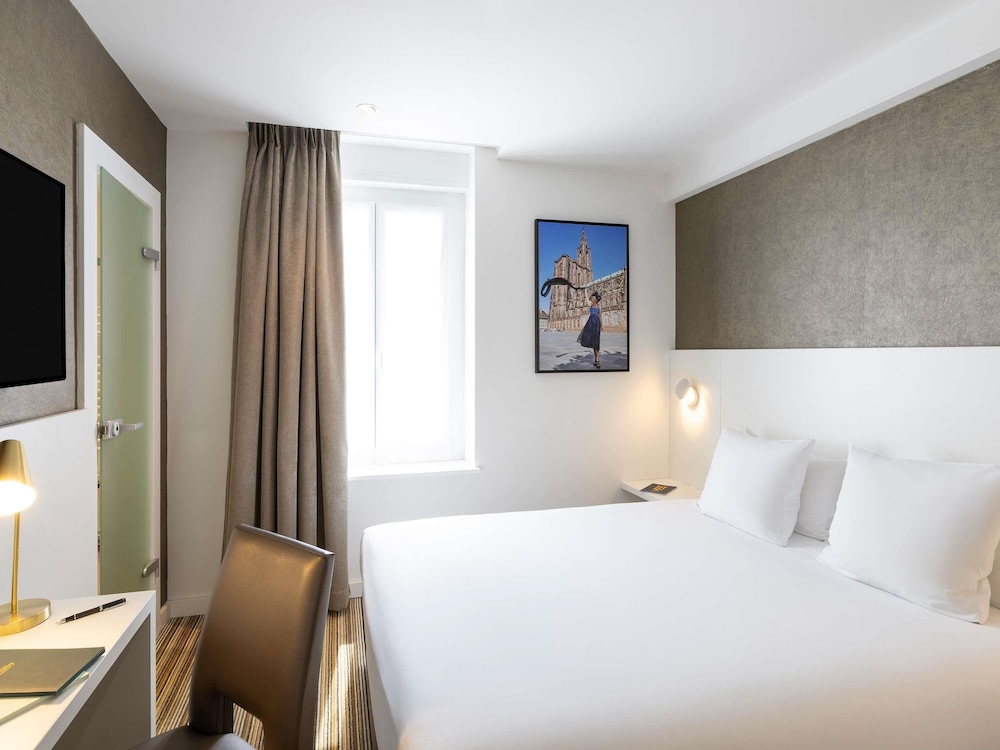 Habitación Classic con una cama doble del hotel Mercure Strasbourg Centre Petite France