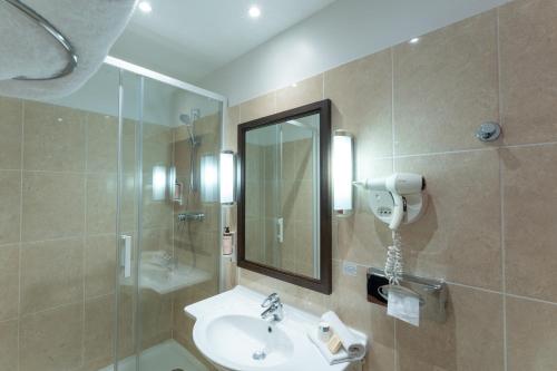 Suite familiar con dos habitaciones comunicadas del hotel Mercure Rennes Cesson