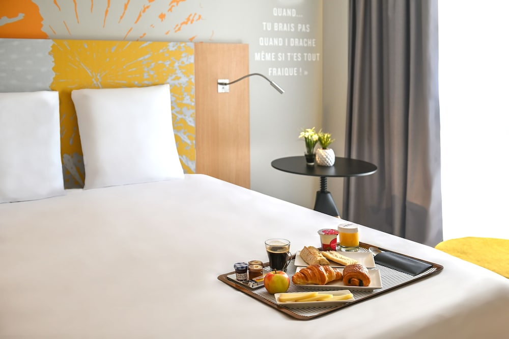 Habitación Classic - Una cama doble del hotel Mercure Lille Aeroport. Foto 8