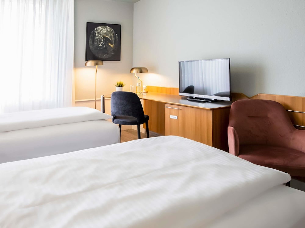 Habitación Clásica - 2 camas individuales del hotel Mercure Pforzheim. Foto 5