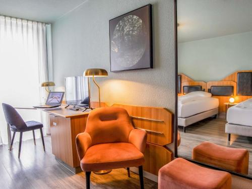 Habitación Superior, Balcón - 1 cama doble y 1 cama individual del hotel Mercure Pforzheim