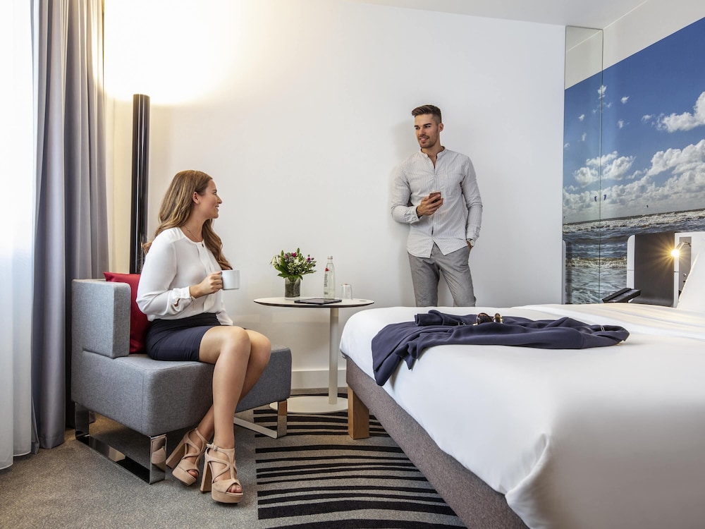 Habitación Estándar con 1 cama doble del hotel Novotel Hamburg City Alster. Foto 4