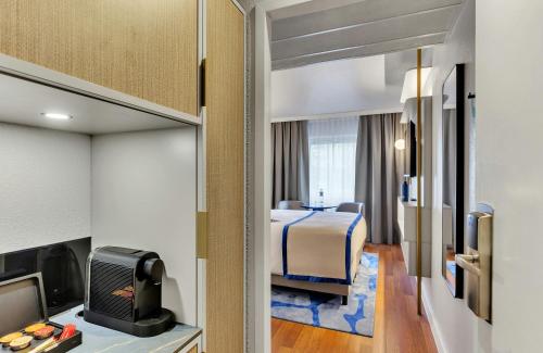 Habitación Doble Confort del hotel Leonardo Hannover Medical Park. Foto 1
