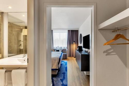 Habitación Doble Superior del hotel Leonardo Hannover Medical Park. Foto 6