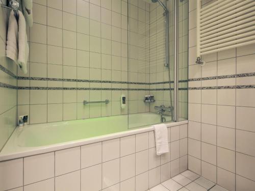Habitación Doble Estándar - 2 camas del hotel Mercure Plaza Essen. Foto 3