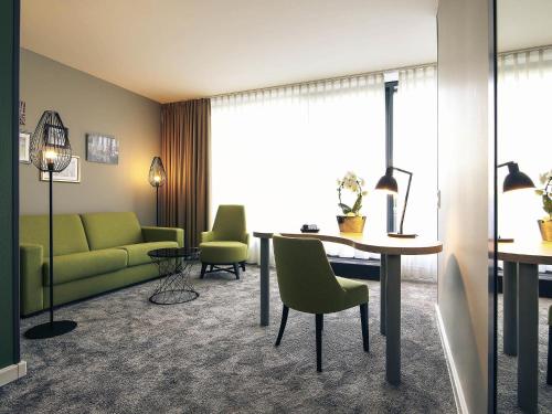 Suite Junior del hotel Mercure Plaza Essen. Foto 6