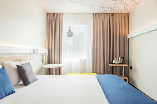 Habitación Doble Premium del hotel Ibis Warszawa Stare Miasto Old Town. Foto 1