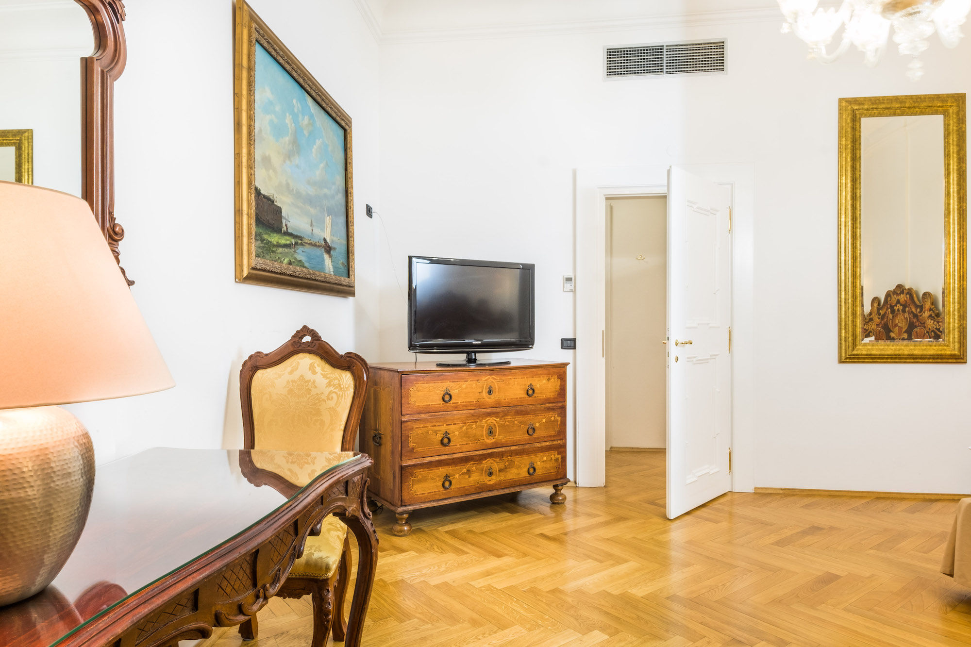 Junior Suite del hotel Charles Bridge Palace. Foto 1