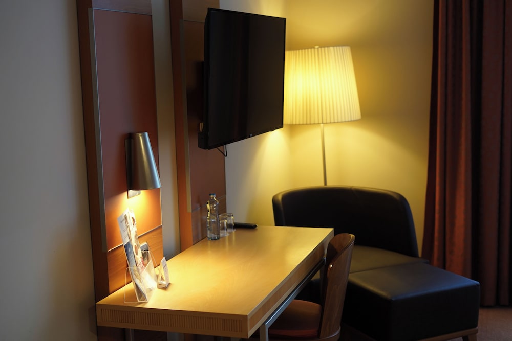 Habitación Estándar con cama doble del hotel Mercure Ostrava Center. Foto 2