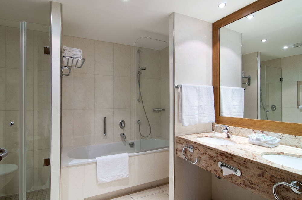 Habitación estándar, 2 camas individuales del hotel Holiday Inn Nürnberg City Centre, An Ihg. Foto 1