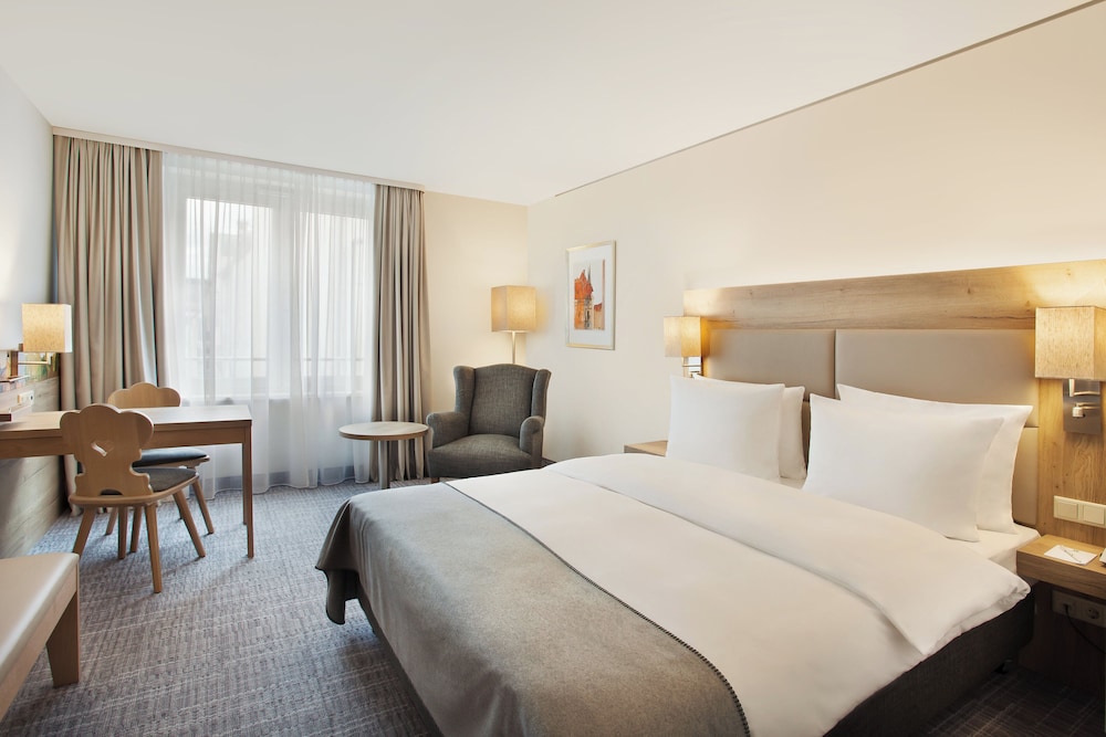 Habitación estándar, 1 cama de matrimonio del hotel Holiday Inn Nürnberg City Centre, An Ihg. Foto 2