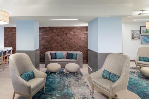 Suite Junior de 1 dormitorio con vistas a la ciudad - Cama extragrande del hotel Element New York Times Square West