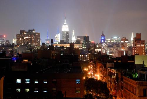 Habitación Deluxe - 1 cama grande del hotel Nolitan Hotel. Foto 5