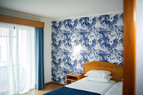 Doble Vista Mar Lateral del hotel Do Mar. Foto 1