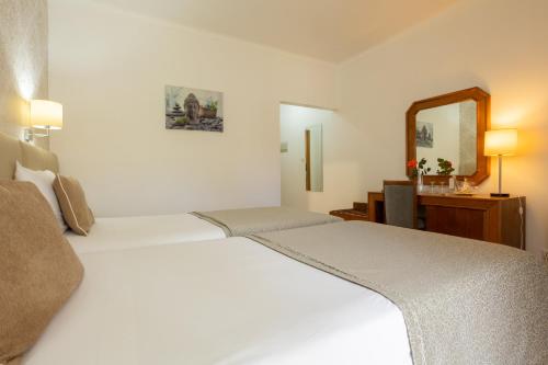 Habitación Doble - 2 camas del hotel São Jorge Garden. Foto 6
