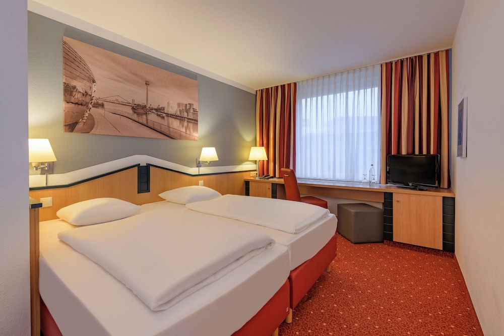 Habitación Confort doble, 1 cama doble del hotel Mercure Hotel Duesseldorf Ratingen. Foto 2