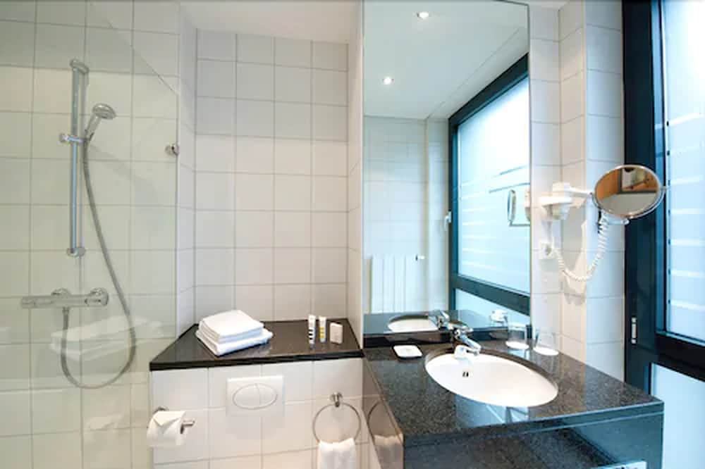 Habitación Standard con 1 cama individual del hotel Mercure Aachen Am Dom. Foto 4