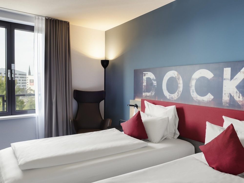Habitación superior con 2 camas individuales del hotel Mercure Hamburg City