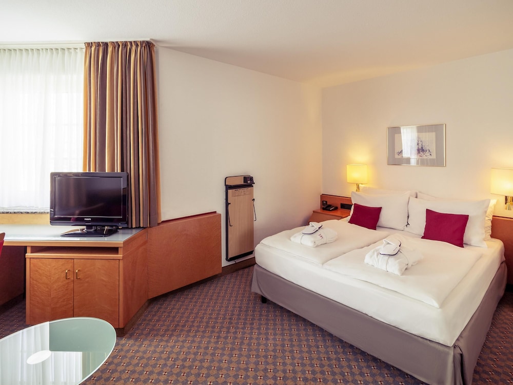 Habitación Privilege con cama queen - size del hotel Mercure Köln City Friesenstraße. Foto 3