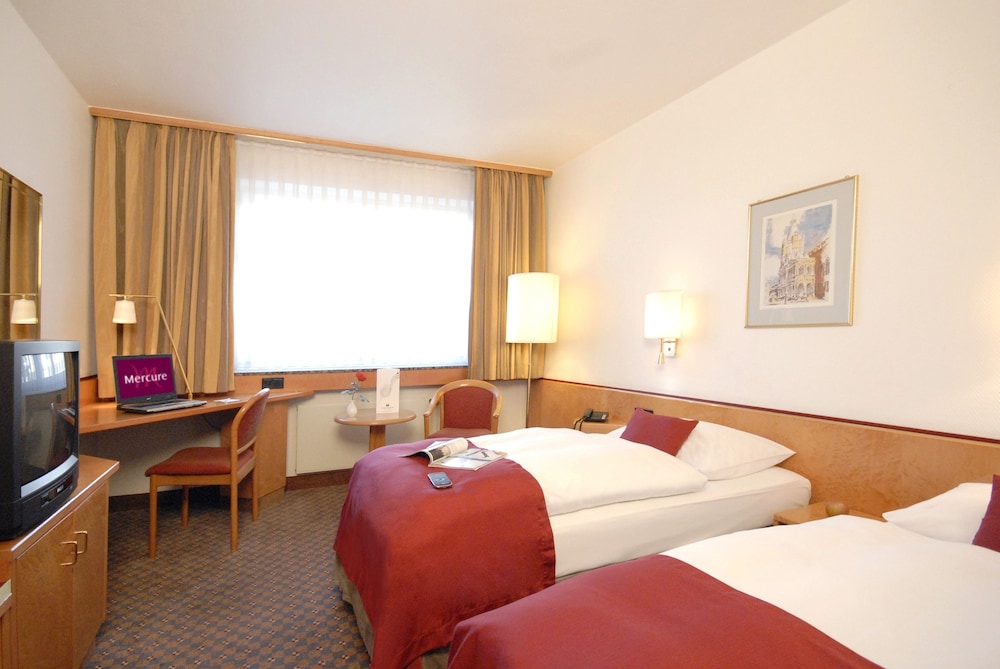 Habitación Privilege con dos camas individuales del hotel Mercure Köln City Friesenstraße. Foto 7