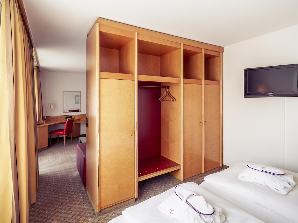Suite Privilege con cama king - size del hotel Mercure Köln City Friesenstraße
