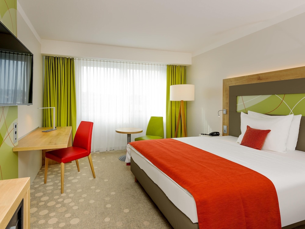 Habitación Standard con cama doble del hotel Mercure Saarbrücken City
