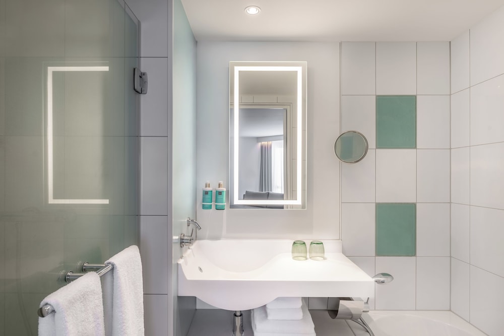 Habitación Familiar Ejecutiva del hotel Novotel Munich City. Foto 5