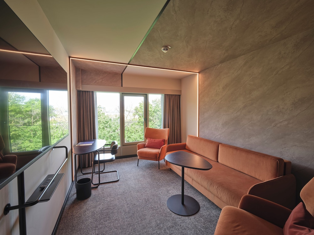 Junior Suite Premium del hotel Novotel Munich City. Foto 4