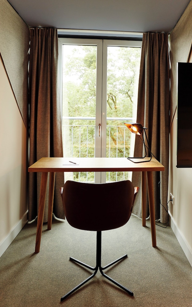 Suite Superior con vistas a Múnich del hotel Novotel Munich City. Foto 1