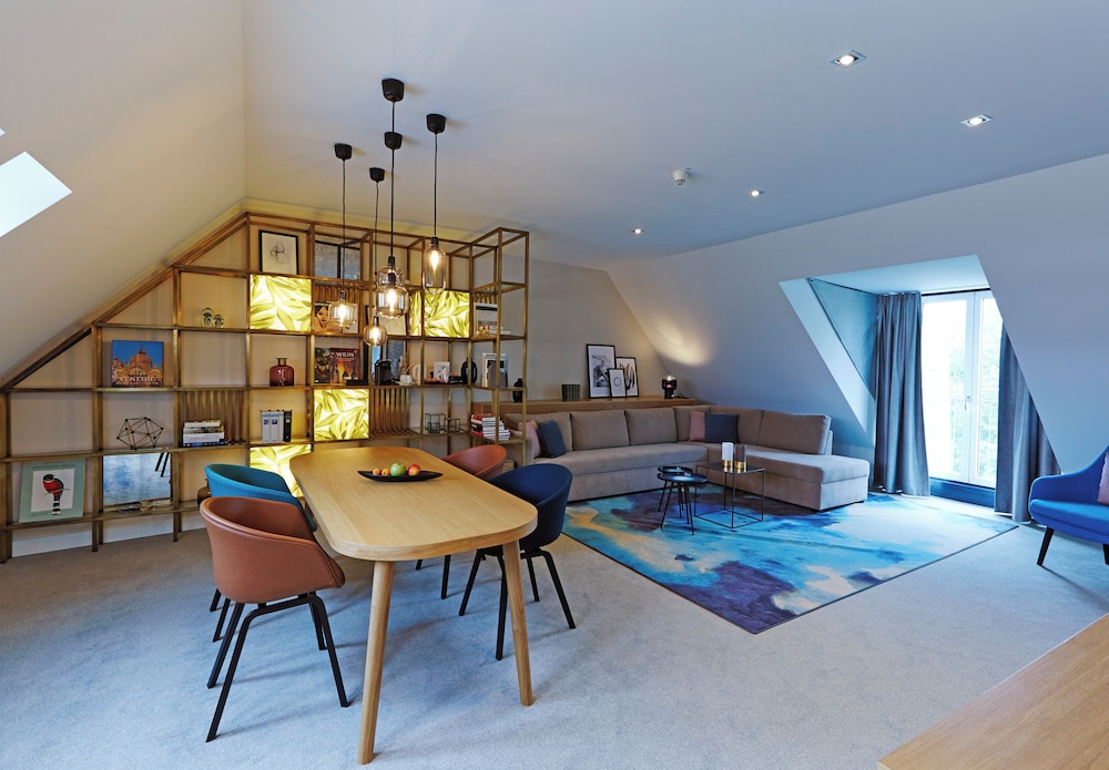 Suite Superior con vistas a Múnich del hotel Novotel Munich City. Foto 6