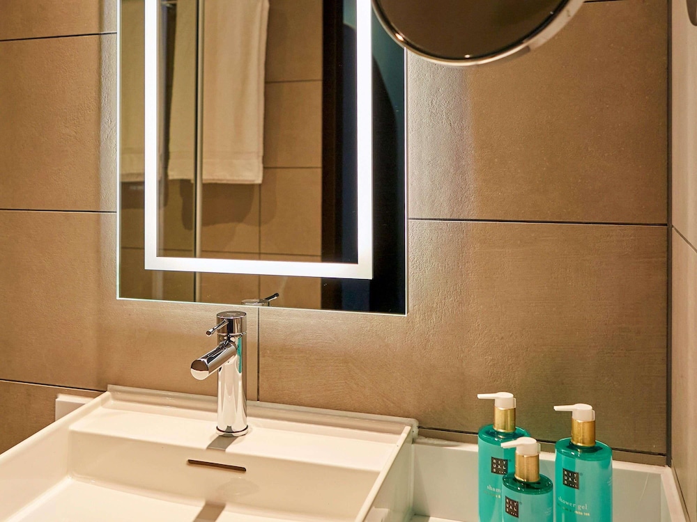 Junior Suite Premium del hotel Novotel Munich City. Foto 6