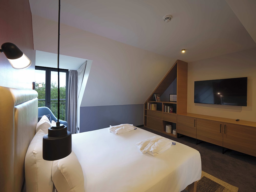 Suite Superior con vistas a Múnich del hotel Novotel Munich City. Foto 1