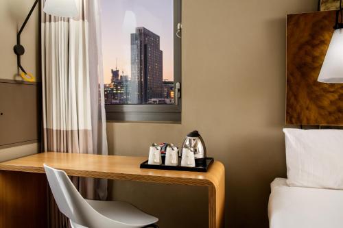 Habitación Triple del hotel Ibis London City - Shoreditch. Foto 10