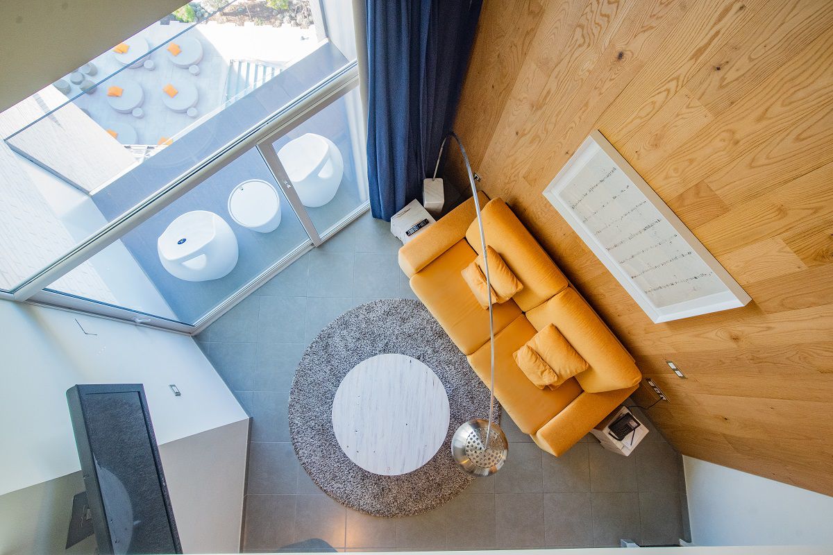 Habitación doble Vista Mar Duplex del hotel Higuerón Málaga, Curio Collection by Hilton. Foto 5