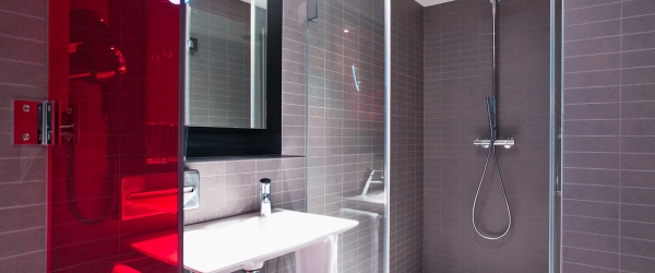 Habitación doble Económica del hotel Vincci Bit. Foto 2