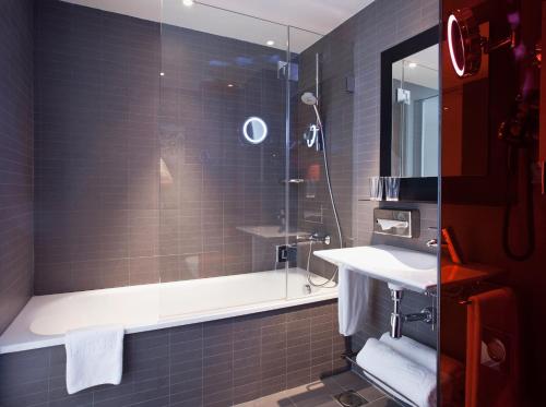 Habitación Doble Económica - 1 o 2 camas del hotel Vincci Bit. Foto 8