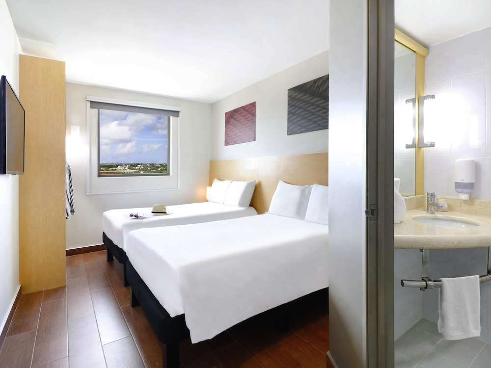 Habitación Standard con 2 camas individuales del hotel Ibis Cancun Centro