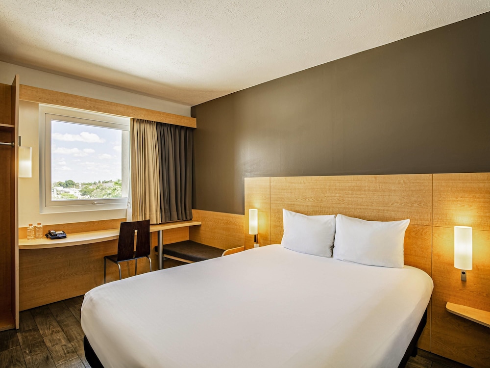 Habitacion Standard con 1 cama doble del hotel Ibis Merida. Foto 1