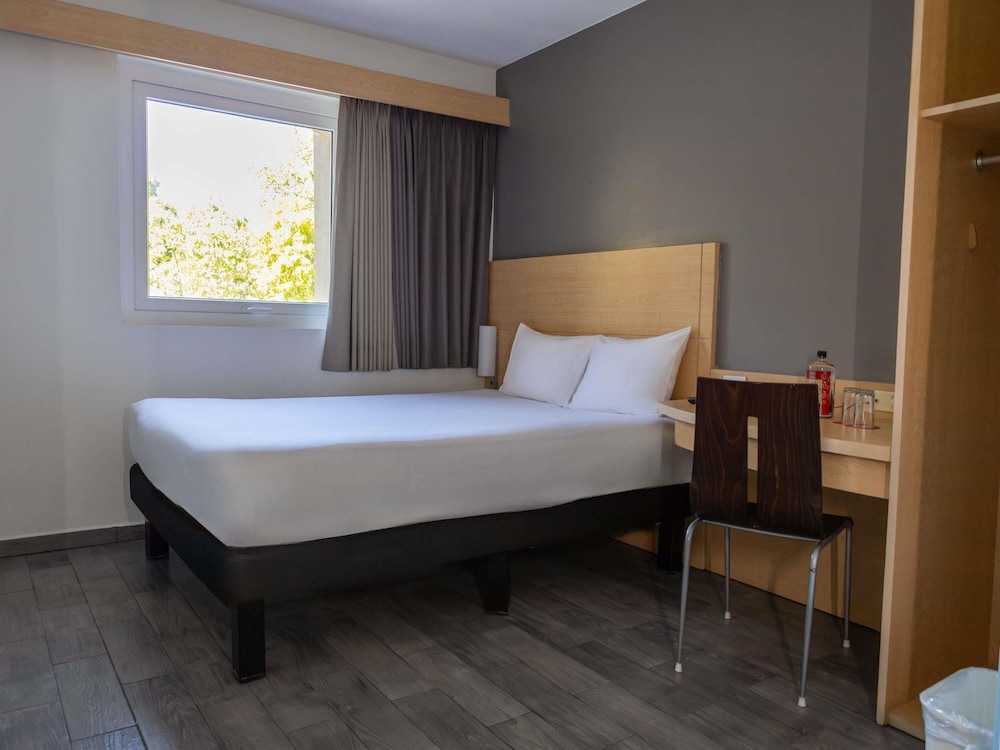 Habitacion Standard con 1 cama doble del hotel Ibis Merida. Foto 3