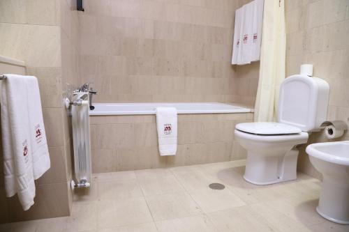 Suite del hotel Mira Corgo. Foto 7
